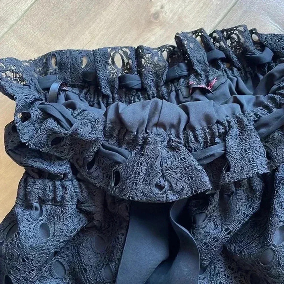 Betsey Johnson Strapless Black Lace Bow Dress Sz 2 - Picture 4 of 8